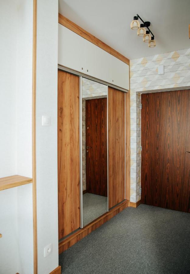 Apartamenty Czestochowa Eu 'Garaz Gratis' エクステリア 写真